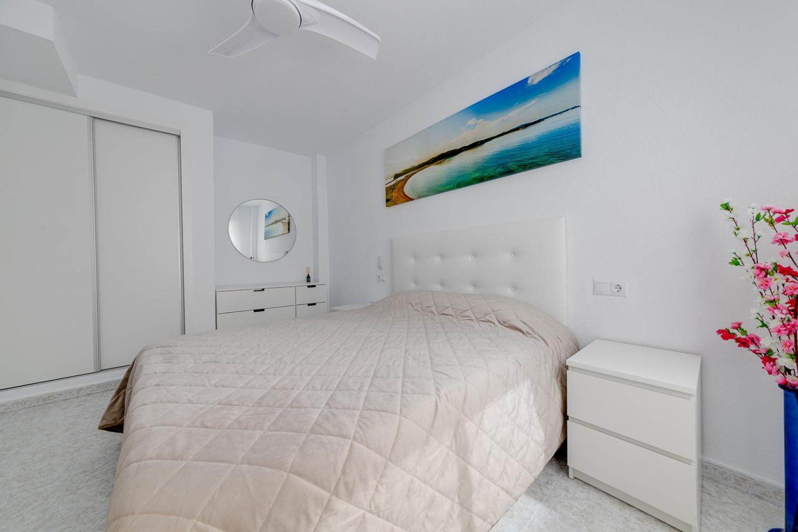 Calle Concordia 86, Two Bedroom Apartment, Up To 6 Guests, Near Del Cura Beach,Supermarket Mercadona And Central Bus Station Торевьиа Экстерьер фото